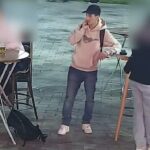 Um minuto da bolsa de Folof-Folof, 36, rouba arrebatada a bolsa de uma bolsa movimentada no bar