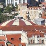 Senha – O assunto das manchetes é encontrado perto de turistas turísticos em Portugal