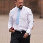 Van Driver que olhou para as fotos da família da família em seu telefone ‘antes da mata a bicicleta causou morte por acidente de 60 mmmh, tribunal