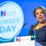 Enfermeiras e GPs assustam um médico do NHS e batidas para pagar e circunstâncias
