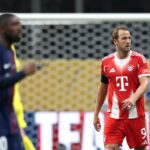 Retornar Kane Lieting Postworld Cup Top