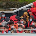 Refugiados e Migrant Cross para o Reino Unido atingiram o maior recorde no final de julho