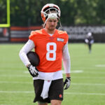 Browns QB Kenny Pickett para relatar que você tem perigos perigosos após a recuperação para assumir a liderança na primeira luta