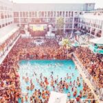 O Ibiza Hotel está vendendo ingressos para festas depois que três taças diminuíram com a varanda