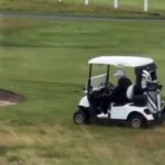 Trump é acusado de copiar o golfe novamente após o vídeo viral indica uma festa de caddy Osch para ela