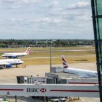 Heathrow e Gatwick em garota preta preta preta ‘Cyber Check “
