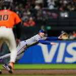 Francisco Lindor nas casas, a cor principal dos Giants anteriores Giants 8-1 para as quintas vitórias