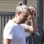 Alguns funcionários australianos em australianos diminuem para a IA – um robô ameaçador de Tumriver que ama a sociedade