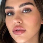 Amelia Hamlin ‘você não escorrega’ do que fotos de biquíni por mar