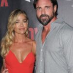 Denise Richards acusa um homem que escolheu não sair de sua ordem vívida e removendo para descansar