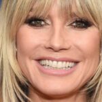 Heidi Klum expõe a “lua de mel” na natação do peito