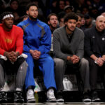 Os fãs da NBA Shicmons