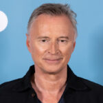 Robert Carlyle Jonain ‘de Watson’ como Sherlock Holmes!