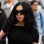 Challi XCX Conches de Charli XCX são de Londres após o casamento Daniel na semana passada na semana passada