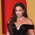 Demi Lovato ‘Finalmente encontrando iogurte’ da loja que ela tenta cancelar 4 anos atrás