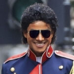 Michael Jackson confronta outro ataque de atraso, um novo dia de lançamento é revelado