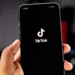 Emirados Árabes Unidos: Tiktok remove mais de 1 milhão de vídeos no primeiro trimestre de 2025 para um crime